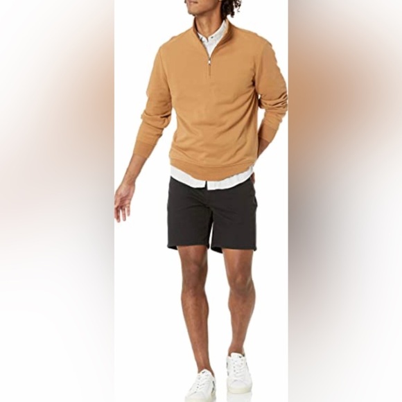 Amazon Essentials Mens Lightweight French Terry Quarter-Zip Mockneck Sweatshirt - Picture 2 of 6
